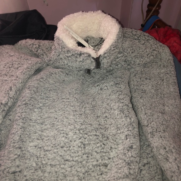LA Sherpa grey pullover! - Picture 4 of 5